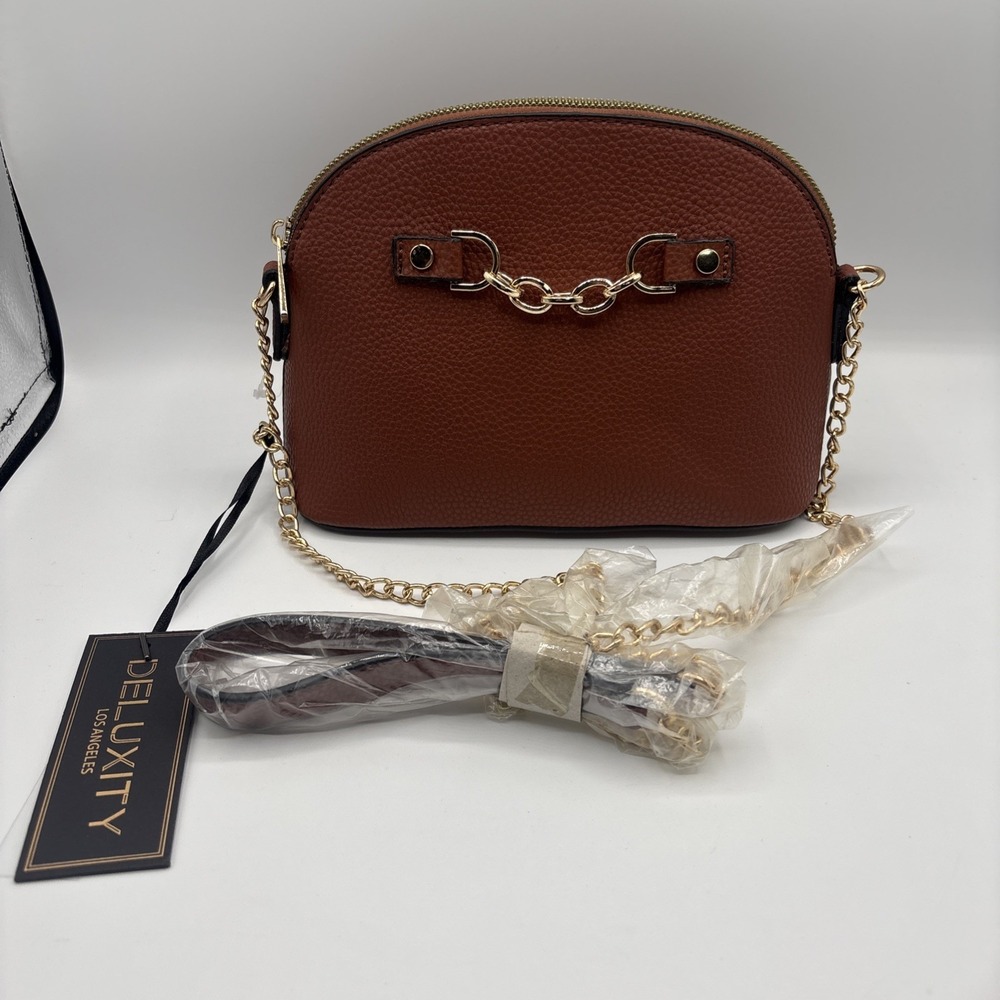 Deluxity Los Angeles Vegan PETA Approved Small Dome Shaped Crossbody Purse NWT‎